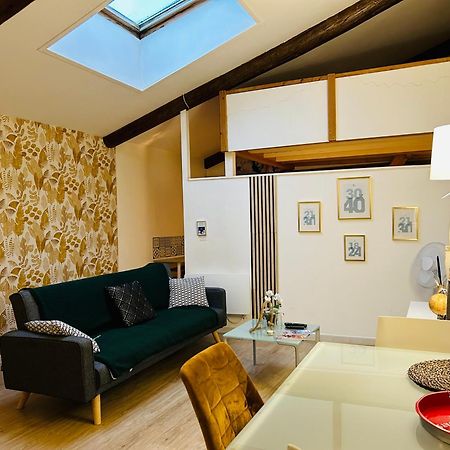 Le Saint-Lazare Appartement Au Calme Intra Muros Avignon Exteriör bild