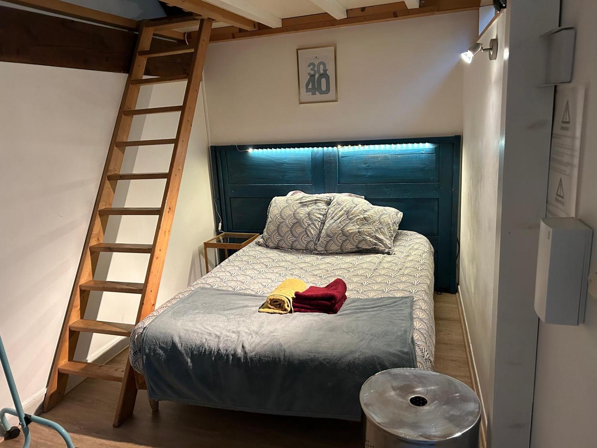 Le Saint-Lazare Appartement Au Calme Intra Muros Avignon Exteriör bild