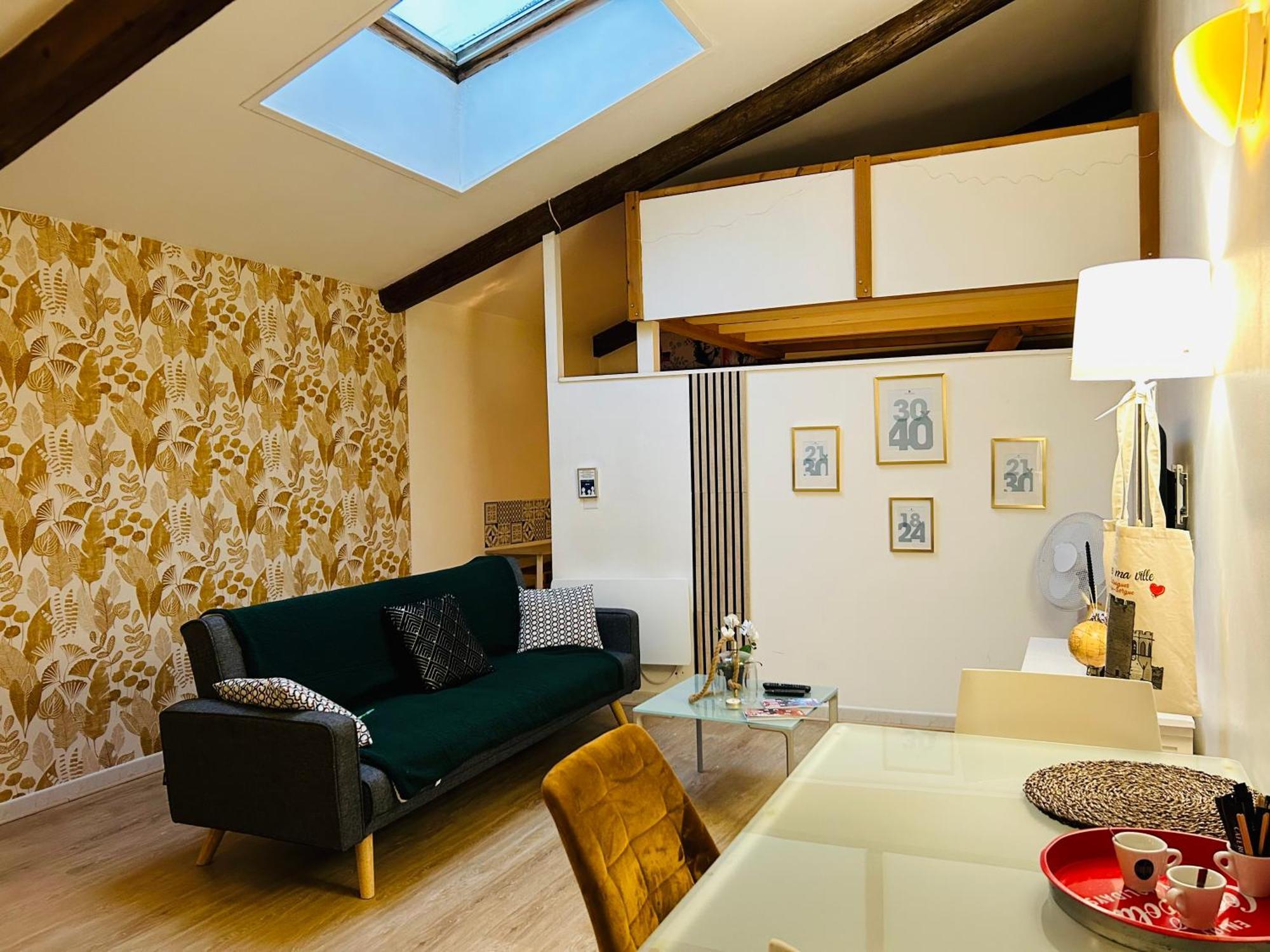 Le Saint-Lazare Appartement Au Calme Intra Muros Avignon Exteriör bild
